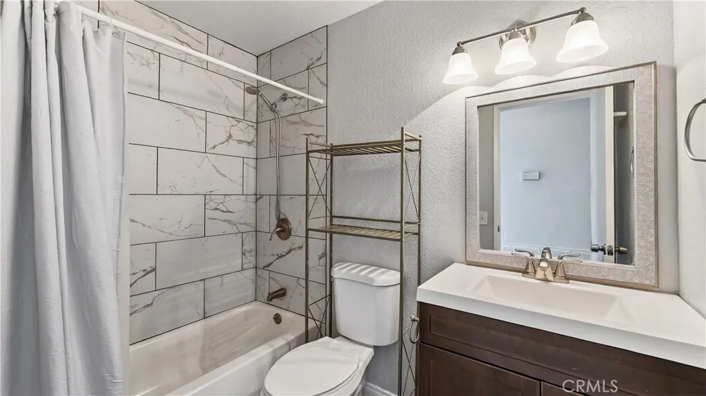 103 S Cross Creek, Orange, California 92869 home-pic-15