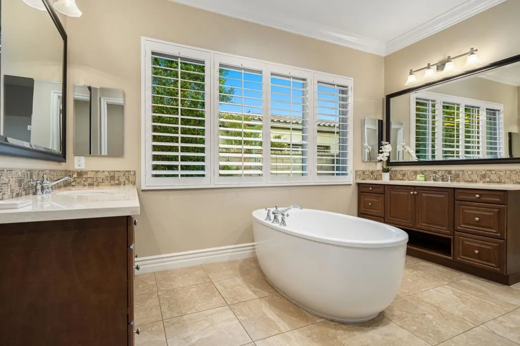 55080 Spring Creek Court, La Quinta, California 92253 home-pic-11
