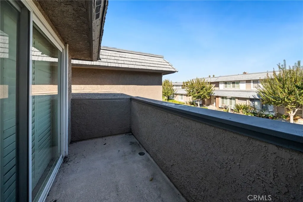 22921 Crol, Lake Forest, California 92630 home-pic-16