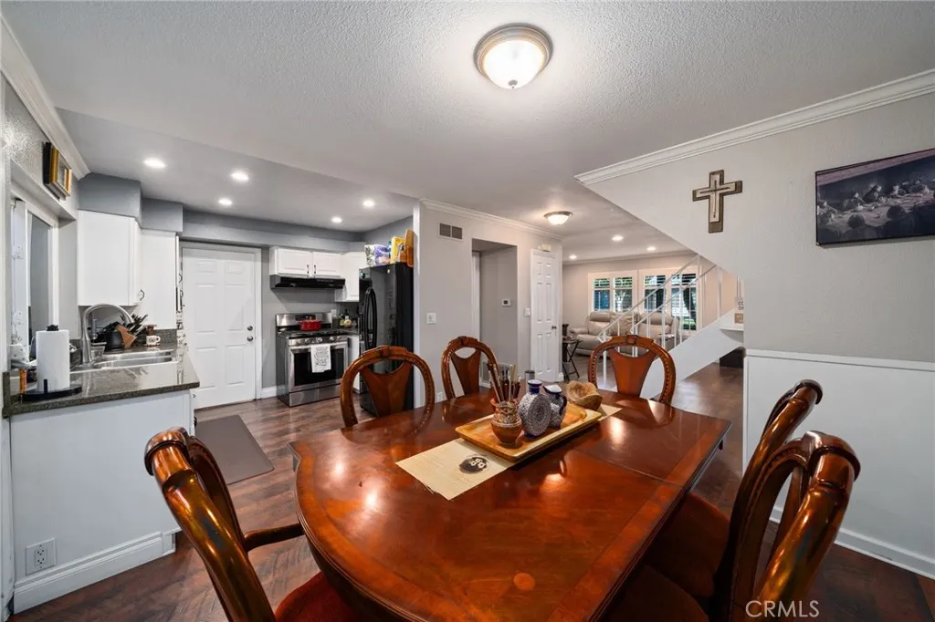 22921 Crol, Lake Forest, California 92630 home-pic-6