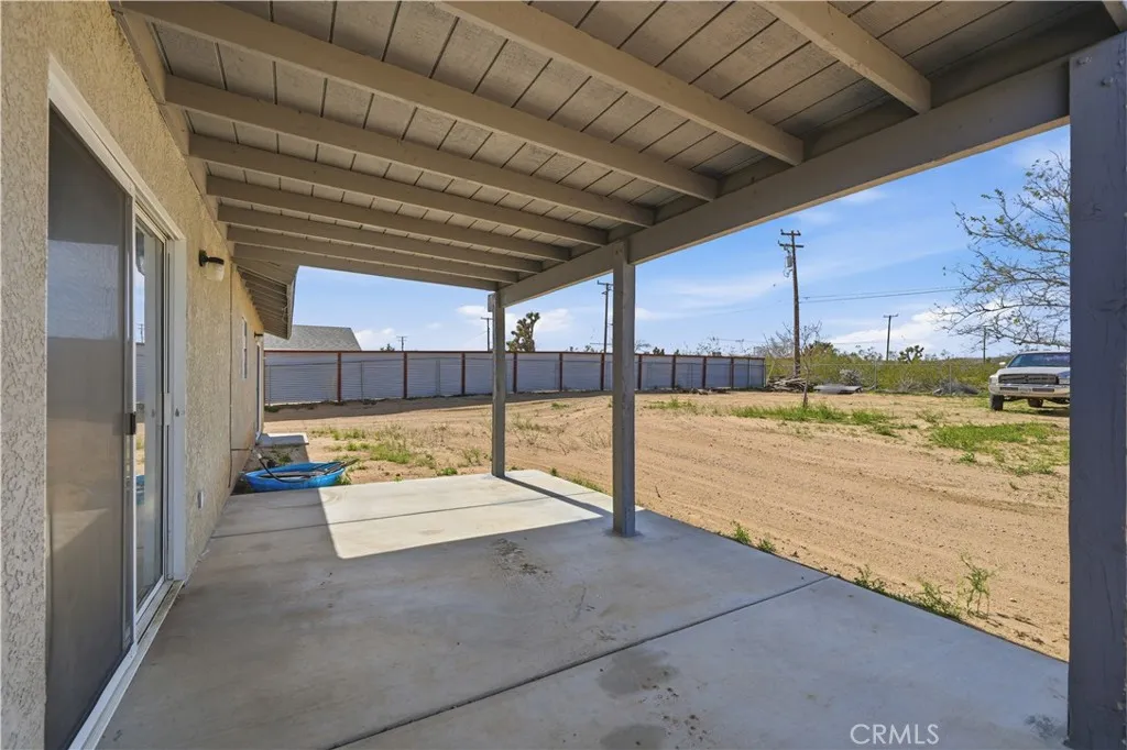 3620 Lexington, Yucca Valley, California 92284 home-pic-14
