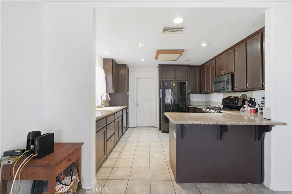 3620 Lexington, Yucca Valley, California 92284 home-pic-27