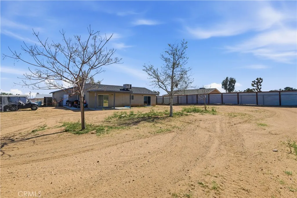 3620 Lexington, Yucca Valley, California 92284 home-pic-13