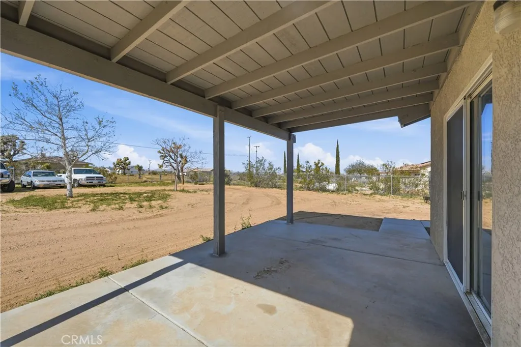 3620 Lexington, Yucca Valley, California 92284 home-pic-15