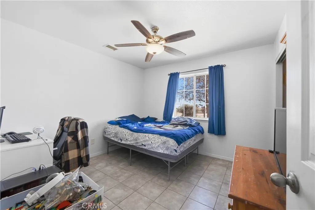 3620 Lexington, Yucca Valley, California 92284 home-pic-35