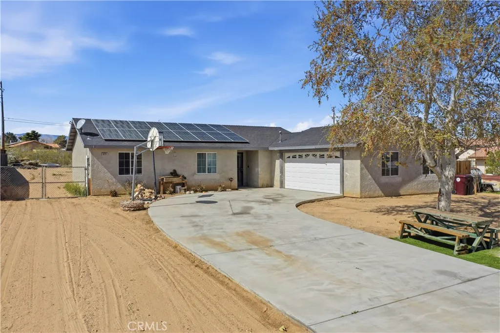3620 Lexington, Yucca Valley, California 92284 home-pic-1