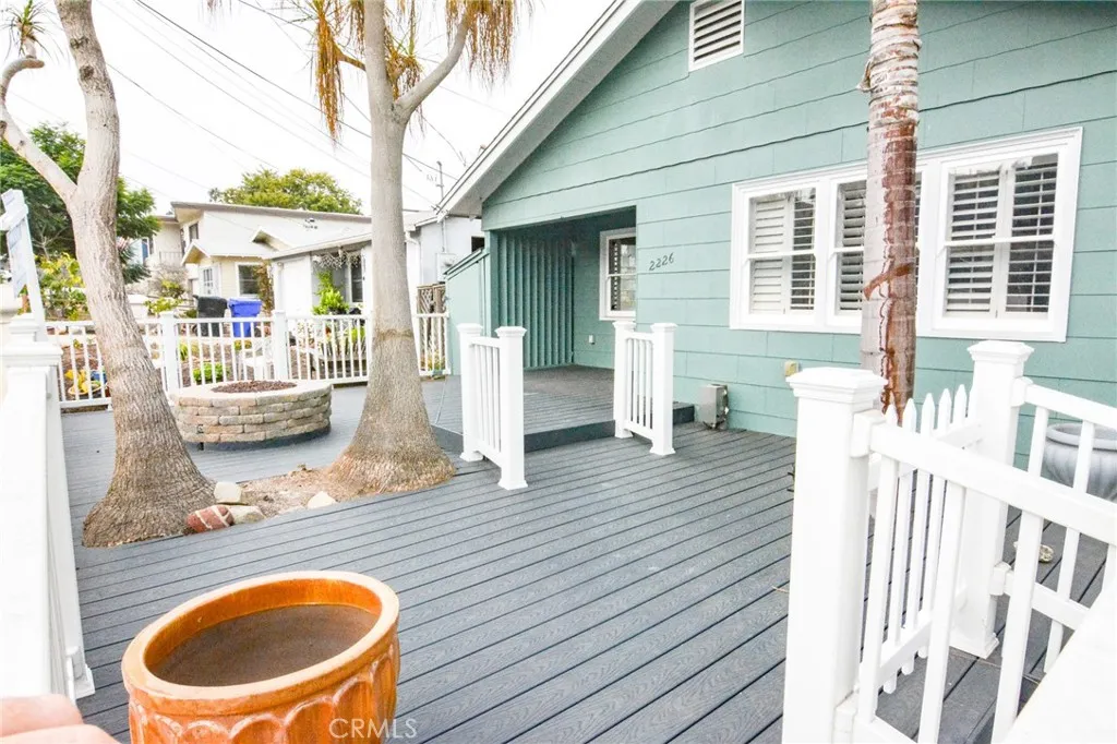 2226 Etiwanda Street 2, San Diego, California 92107 home-pic-2