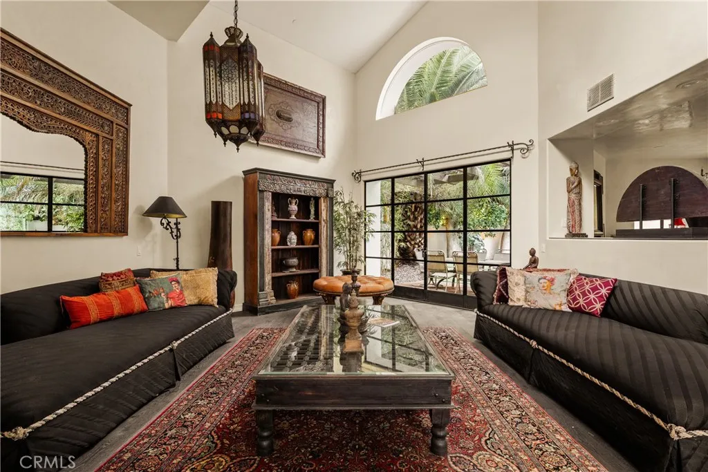4909 Woodley Avenue, Encino, California 91436 — photo 5