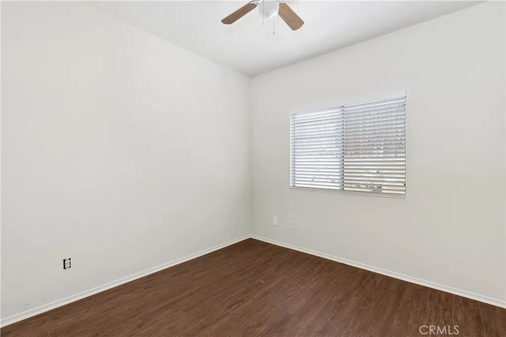27750 Tate, Menifee, California 92585 home-pic-32