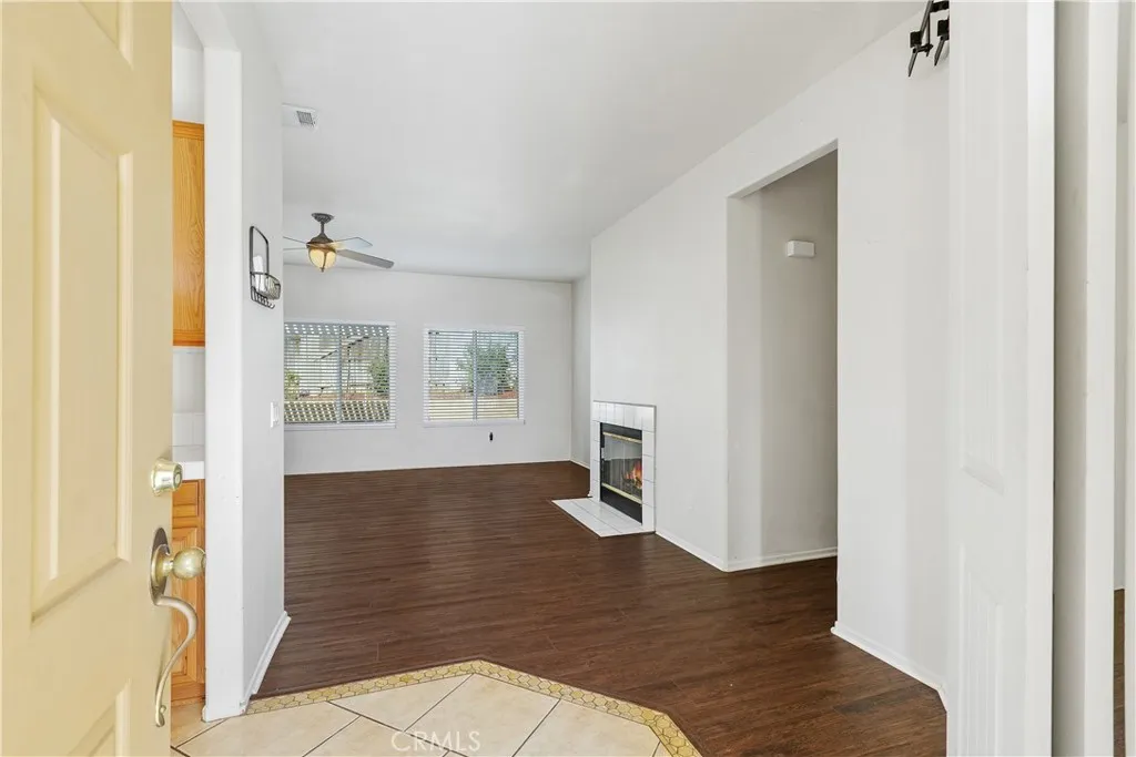 27750 Tate, Menifee, California 92585 home-pic-3