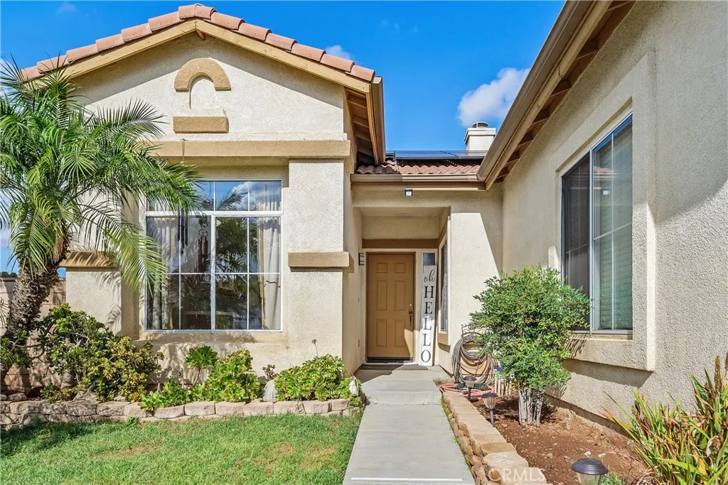 27750 Tate, Menifee, California 92585 home-pic-1