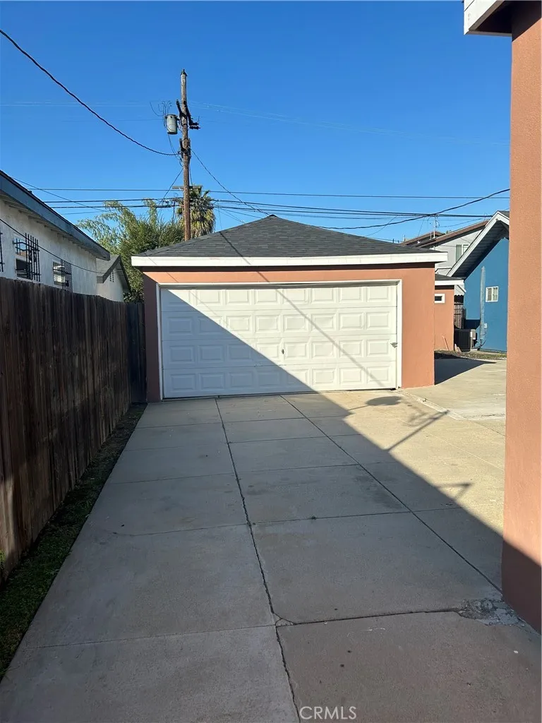 161 W 84th, Los Angeles, California 90003 home-pic-4