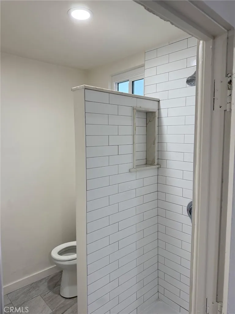 161 W 84th, Los Angeles, California 90003 home-pic-8
