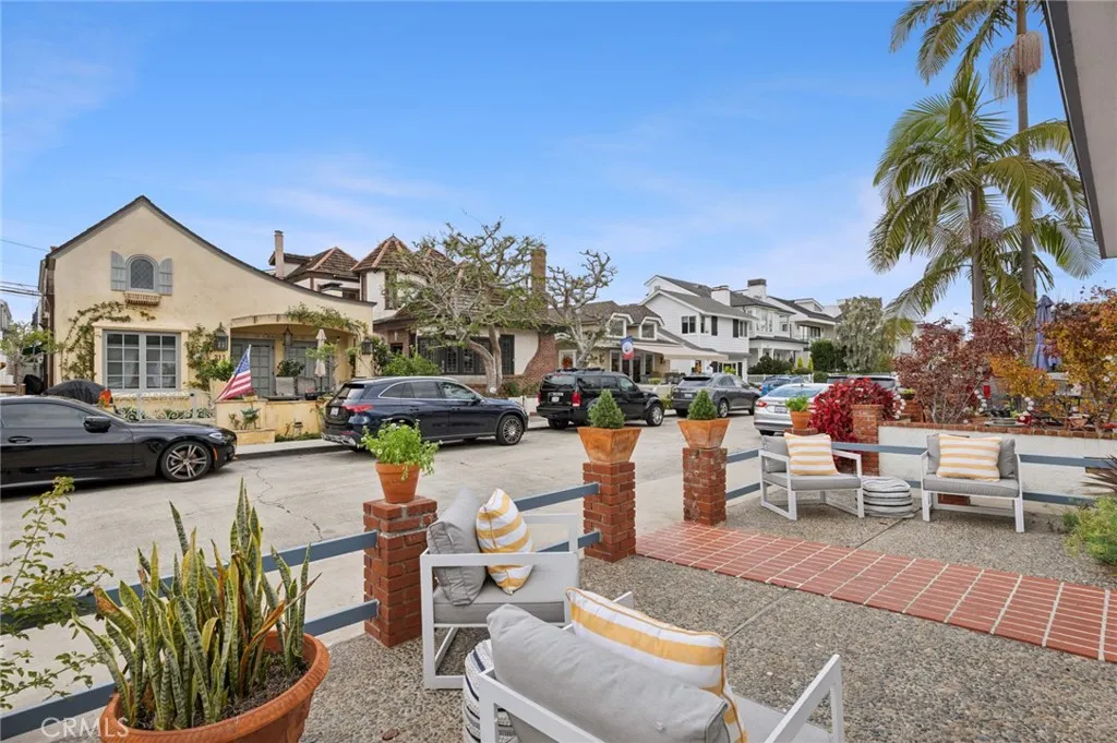 212 Opal, Newport Beach, California 92662 home-pic-5