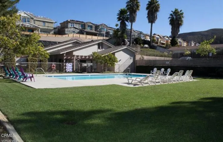 GREEN AND PRIVATE COMMUNITY POOL