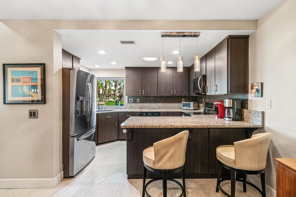 42204 Sultan Avenue, Palm Desert, California 92211 home-pic-14