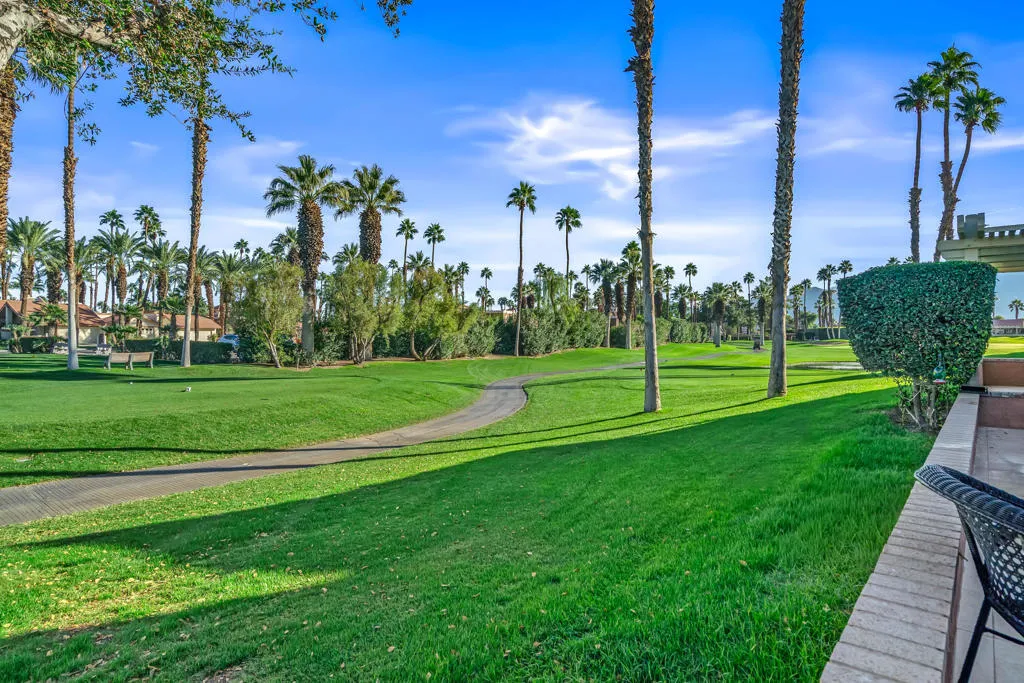 42204 Sultan Avenue, Palm Desert, California 92211 home-pic-36