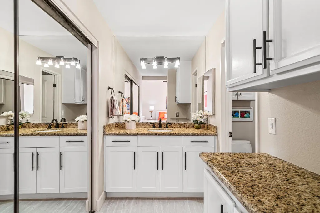 42204 Sultan Avenue, Palm Desert, California 92211 home-pic-28