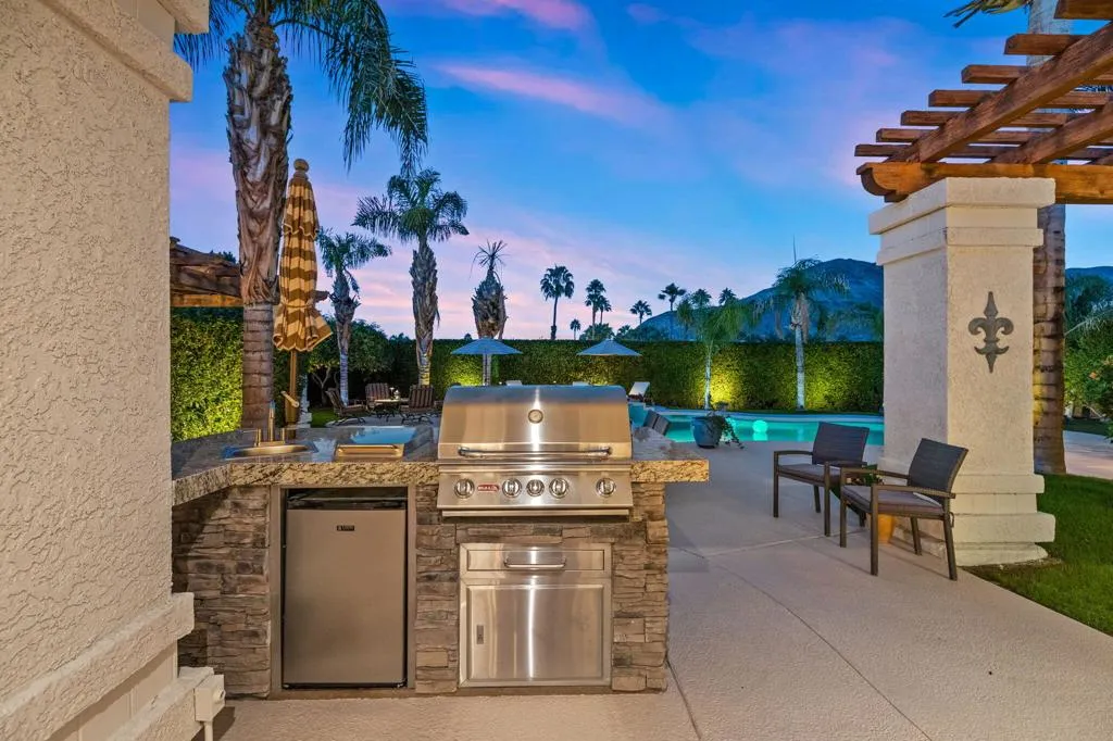 64894 Saragossa Drive, Palm Springs, California 92264 home-pic-17