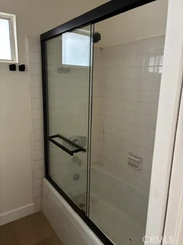 Hall Bath with Tub