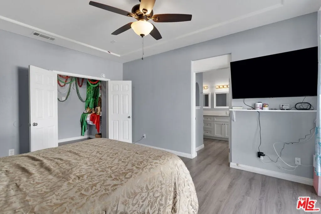 13292 Via Del Lago, Victorville, California 92392 home-pic-15