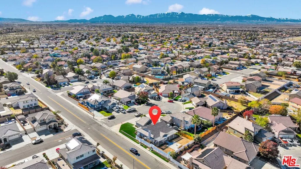 13292 Via Del Lago, Victorville, California 92392 home-pic-30