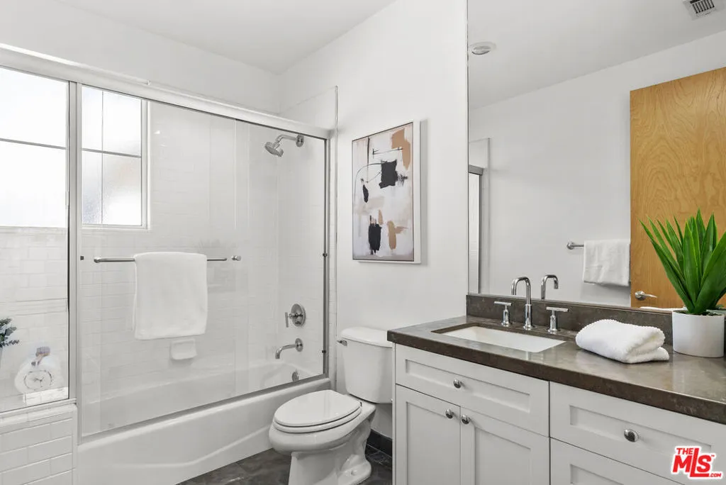 5350 Playa Vista Drive 14, Playa Vista, California 90094 home-pic-20