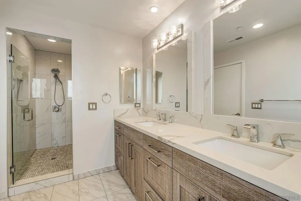 7570 Gibraltar Unit 101, Carlsbad, California 92009 home-pic-26