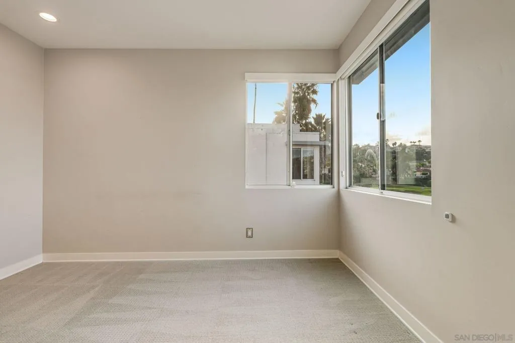 7570 Gibraltar Unit 101, Carlsbad, California 92009 home-pic-18