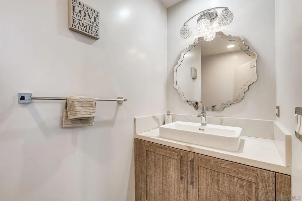 7570 Gibraltar Unit 101, Carlsbad, California 92009 home-pic-16