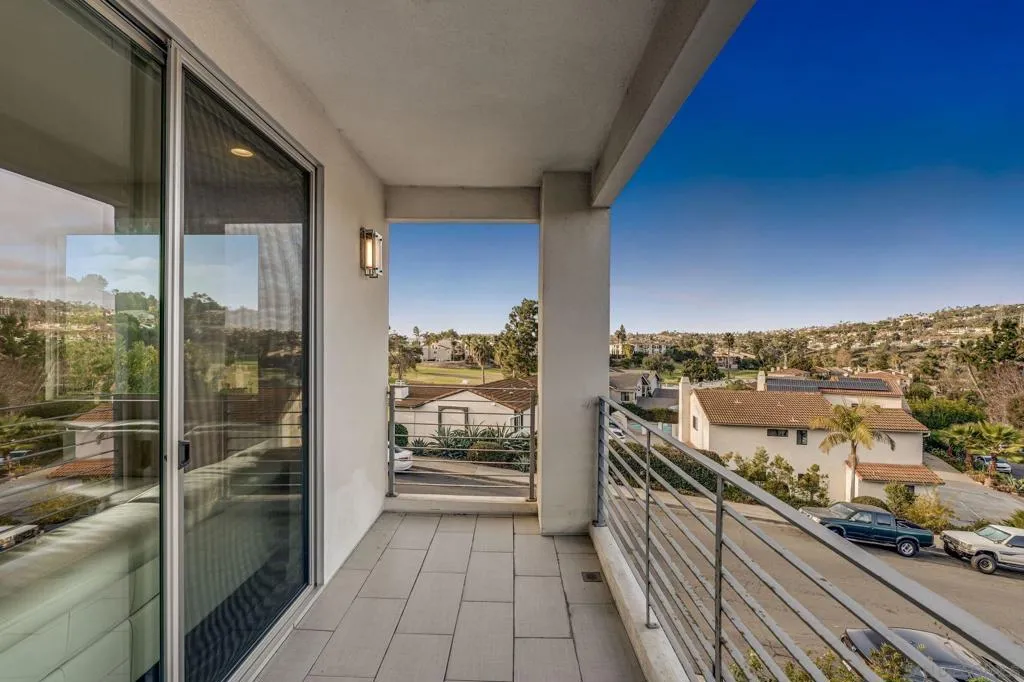 7570 Gibraltar Unit 101, Carlsbad, California 92009 home-pic-11