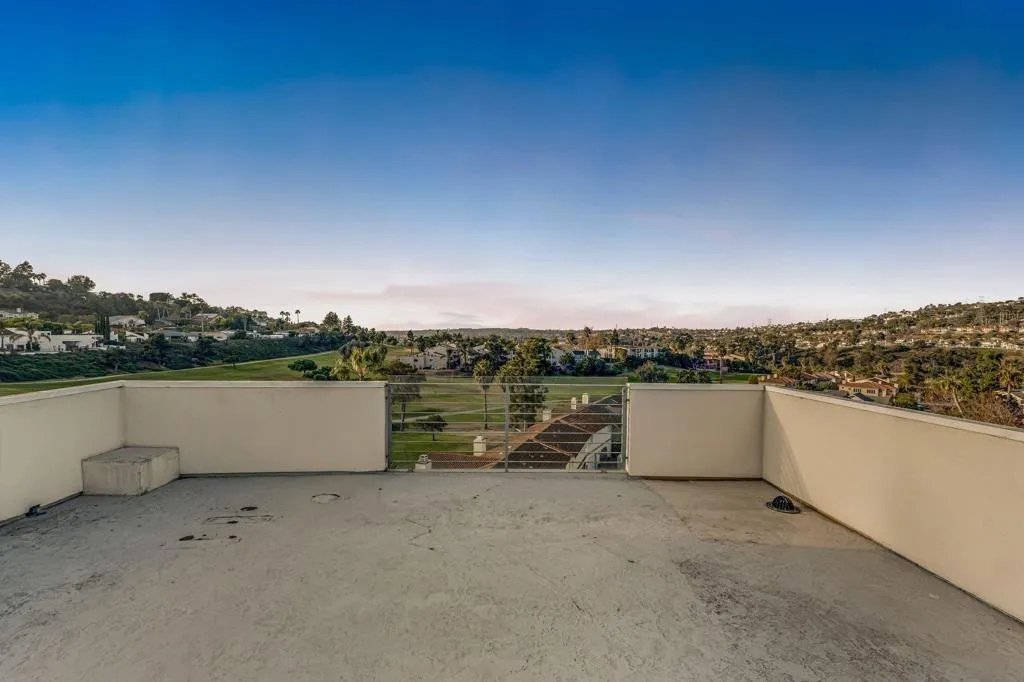 7570 Gibraltar Unit 101, Carlsbad, California 92009 home-pic-31