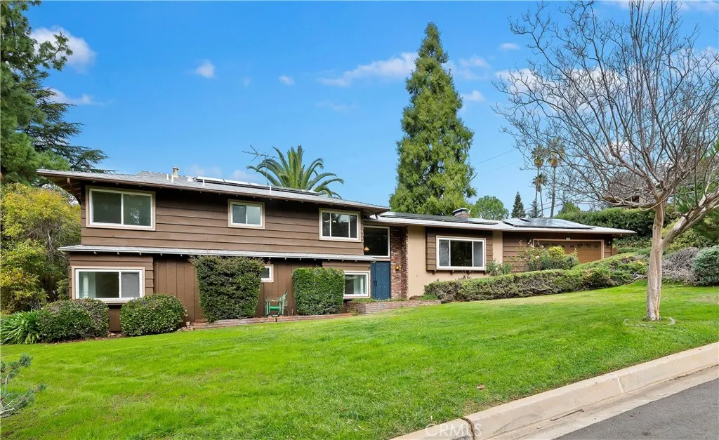 36352 Highland, Yucaipa, California 92399 home-pic-3