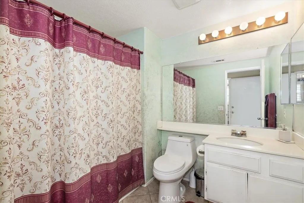 3527 Galatea Way, Corona, California 92882 home-pic-28