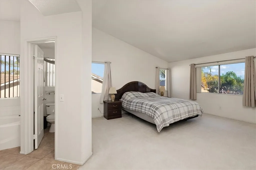 3527 Galatea Way, Corona, California 92882 home-pic-32