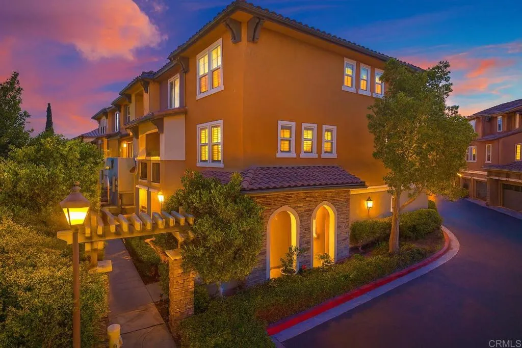 34 Via Sovana, Santee, California 92071 home-pic-0