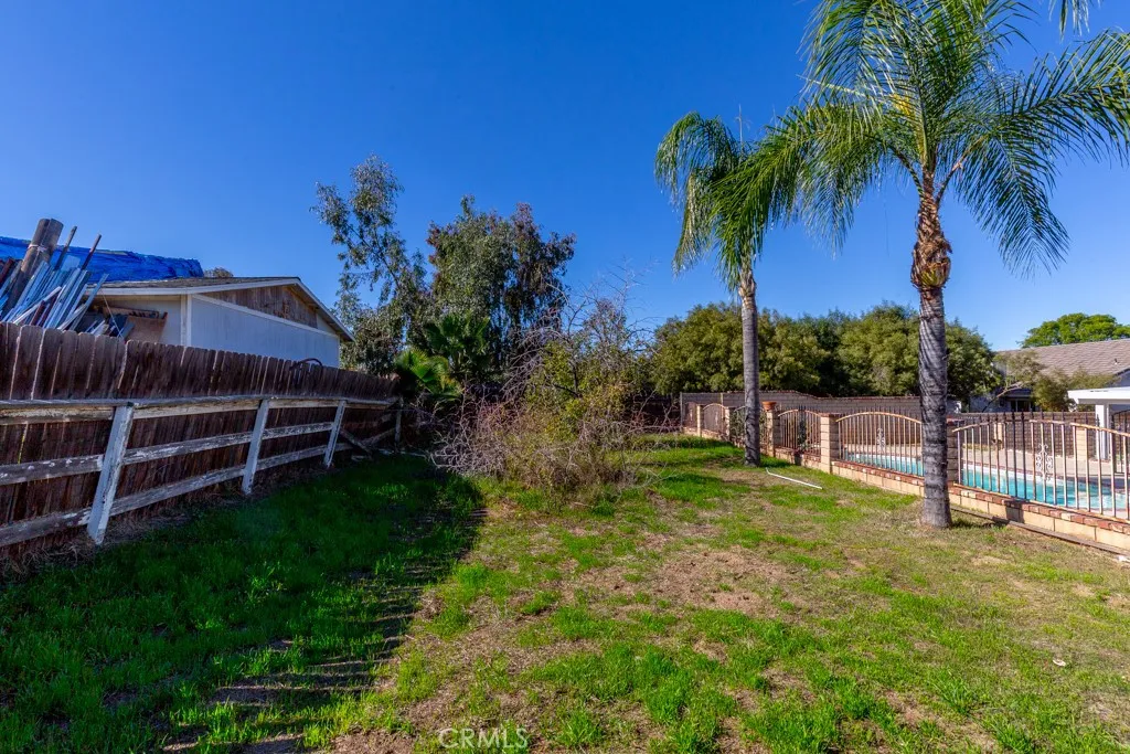 31535 Contour, Nuevo, California 92567 home-pic-40