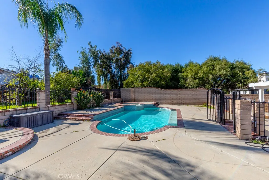 31535 Contour, Nuevo, California 92567 home-pic-44