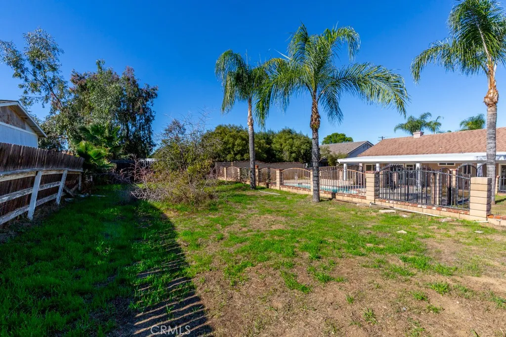 31535 Contour, Nuevo, California 92567 home-pic-39
