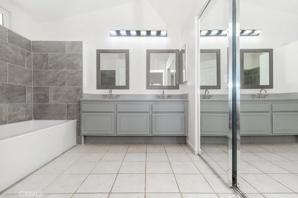 31535 Contour, Nuevo, California 92567 home-pic-10