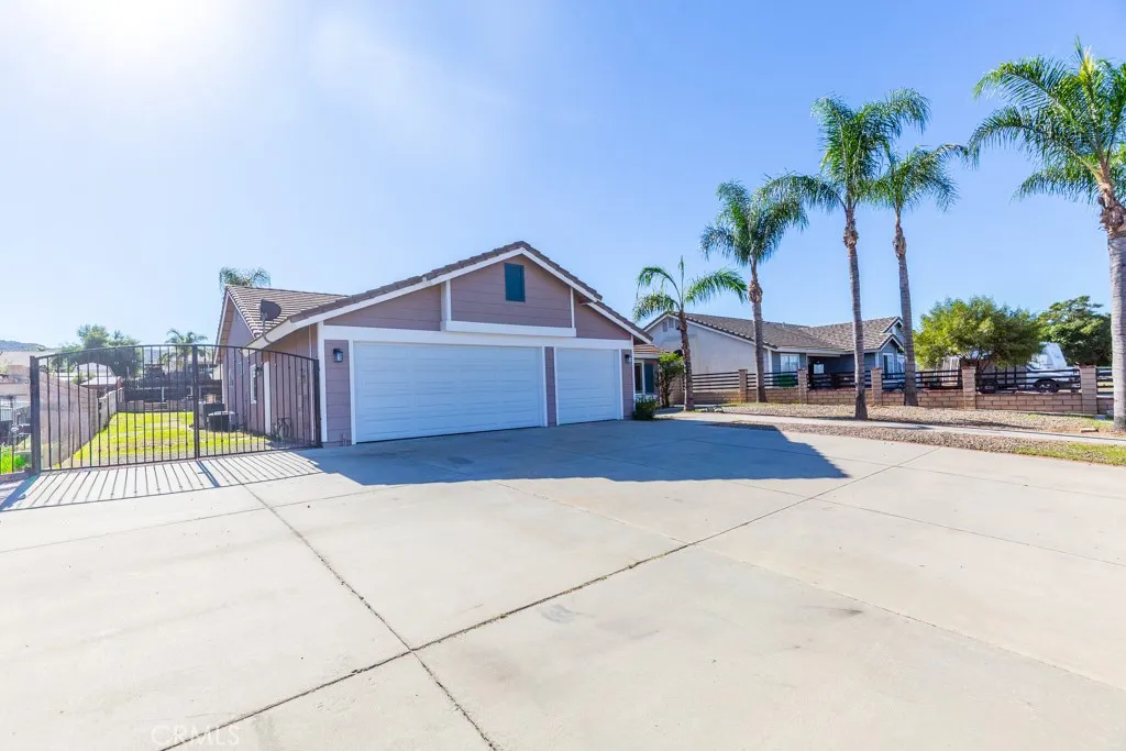 31535 Contour, Nuevo, California 92567 home-pic-4