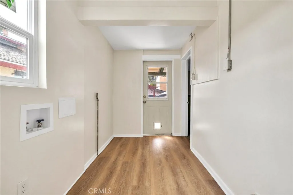 1616 Armitage, Los Angeles, California 90026 home-pic-16