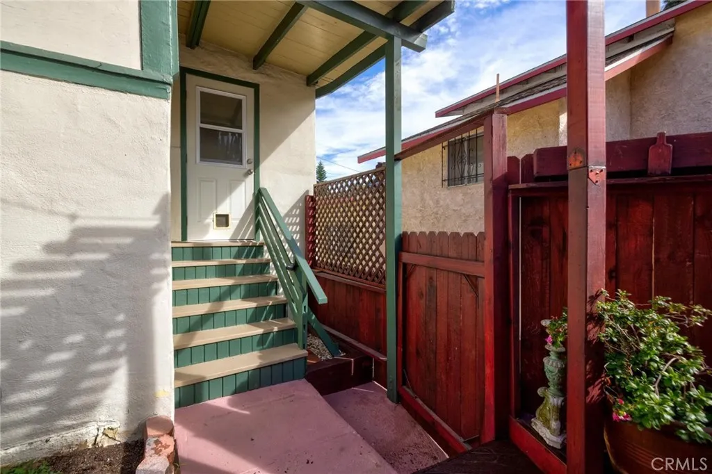 1616 Armitage, Los Angeles, California 90026 home-pic-27