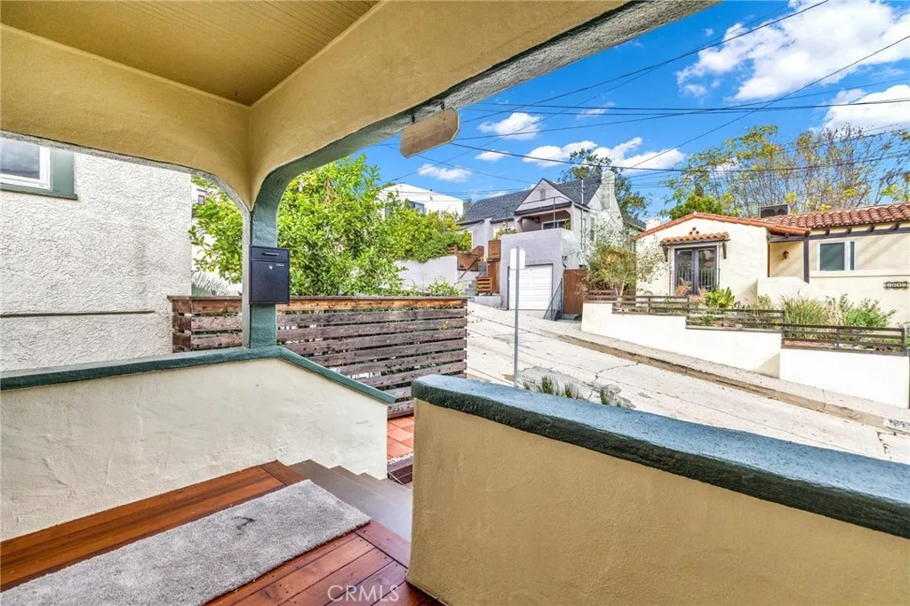 1616 Armitage, Los Angeles, California 90026 home-pic-20