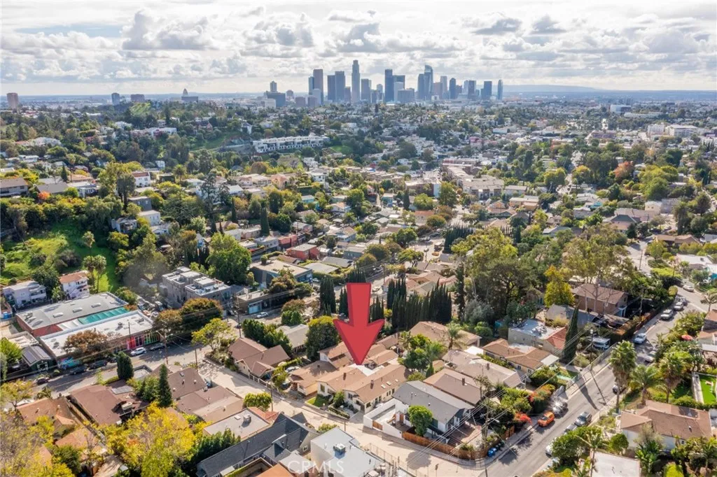 1616 Armitage, Los Angeles, California 90026 home-pic-43