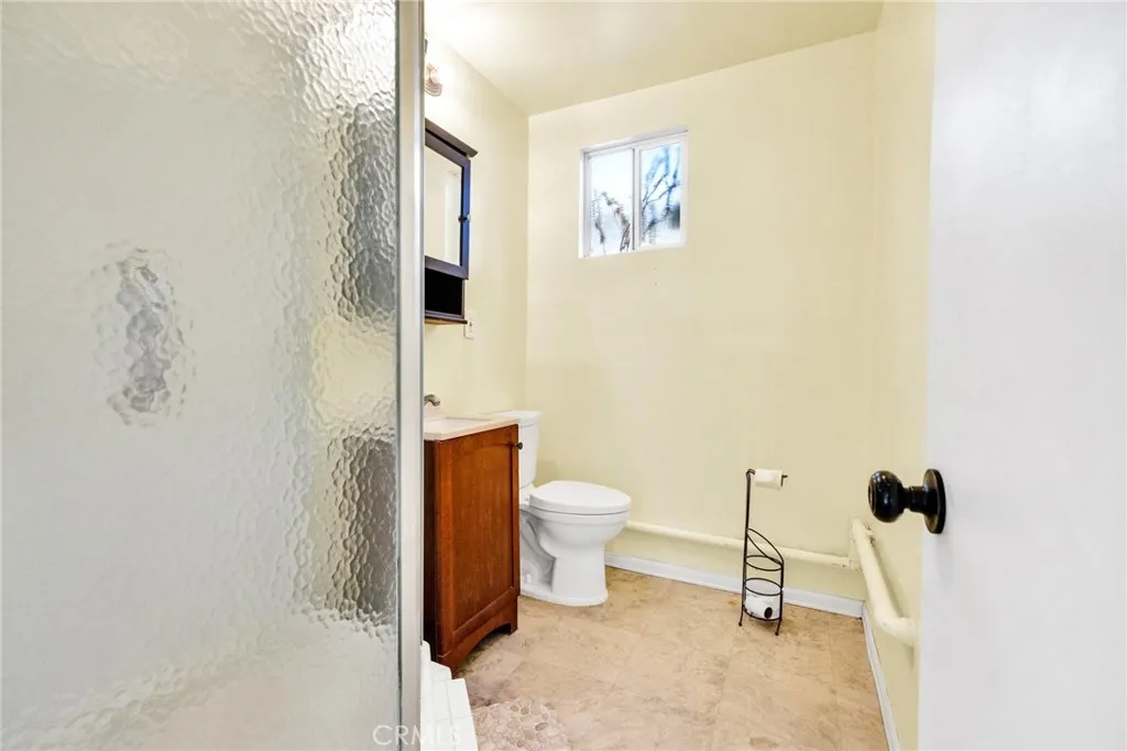 1616 Armitage, Los Angeles, California 90026 home-pic-24