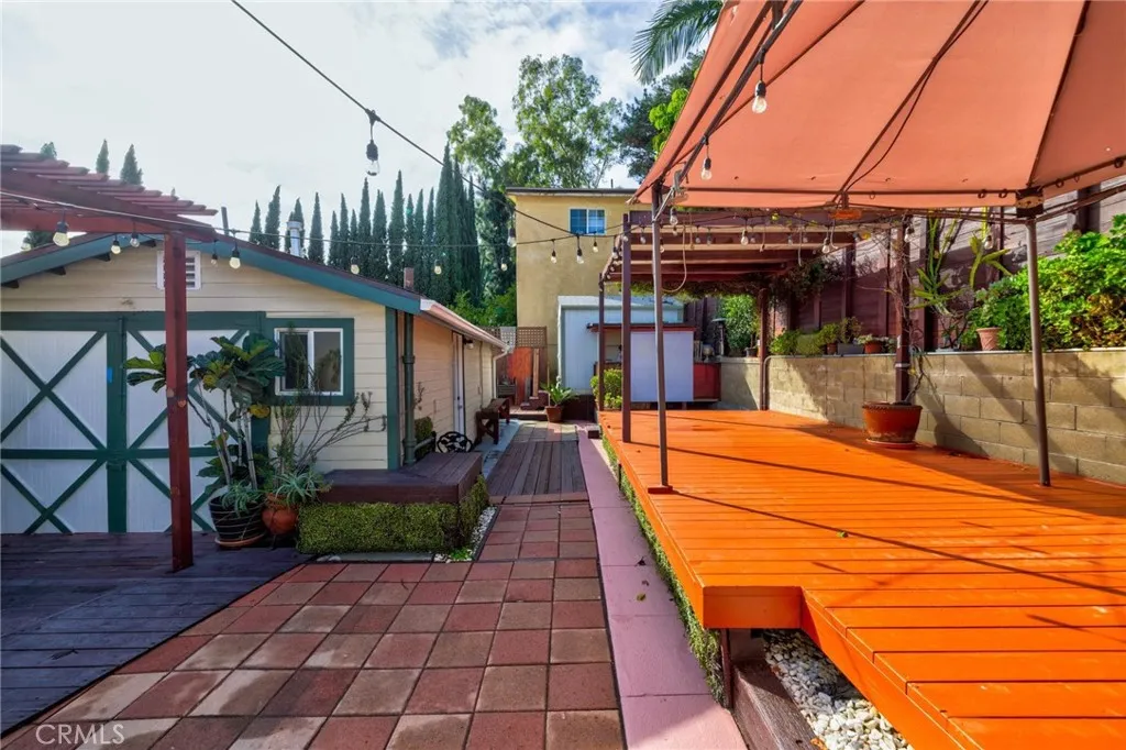 1616 Armitage, Los Angeles, California 90026 home-pic-30
