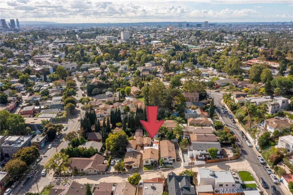 1616 Armitage, Los Angeles, California 90026 home-pic-42