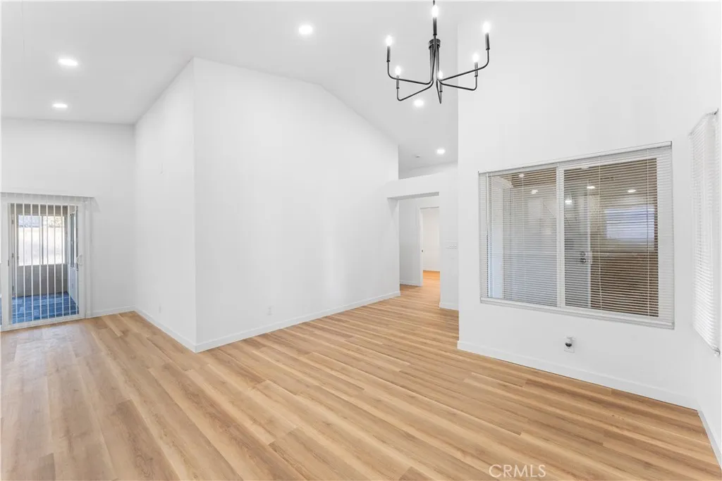 43117 Bloomingpark, Lancaster, California 93536 home-pic-36