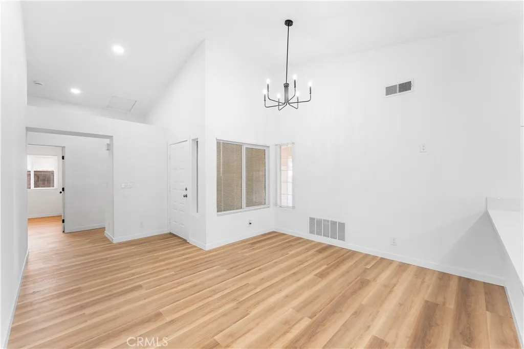 43117 Bloomingpark, Lancaster, California 93536 home-pic-37